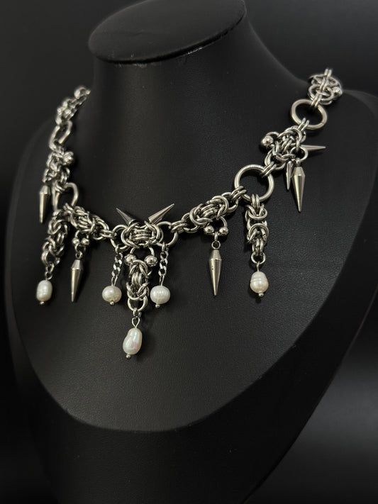 Regal - Necklace