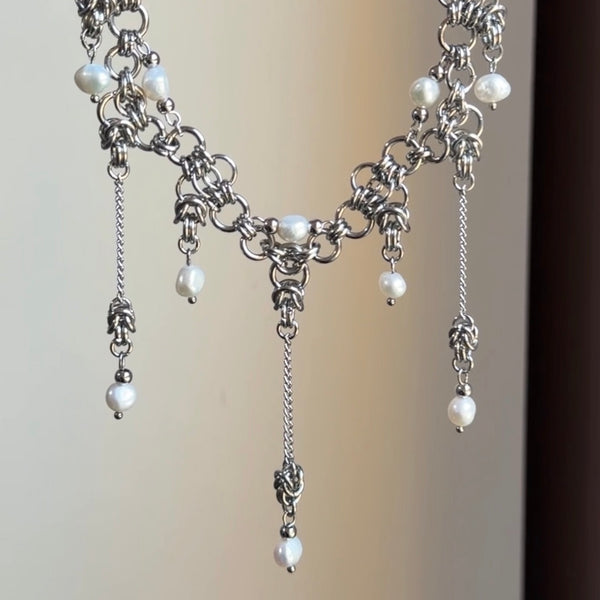 Heartseeker - Necklace