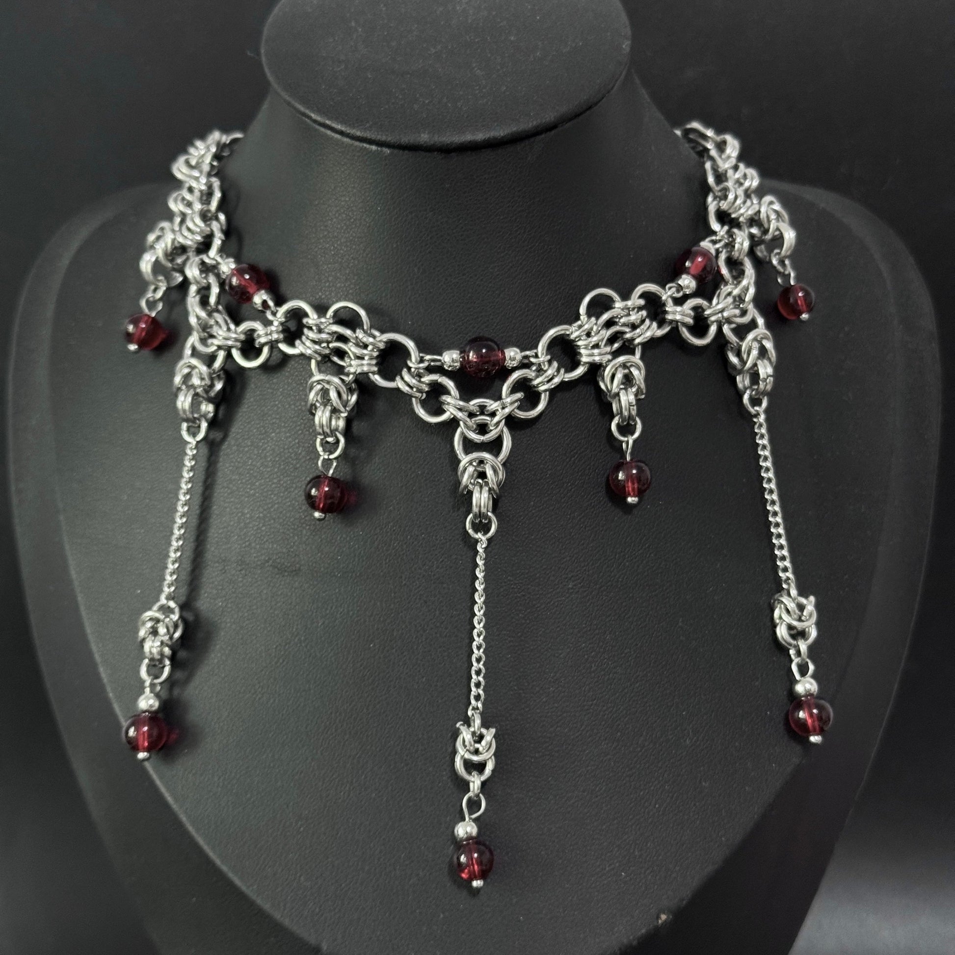 Heartseeker - Necklace