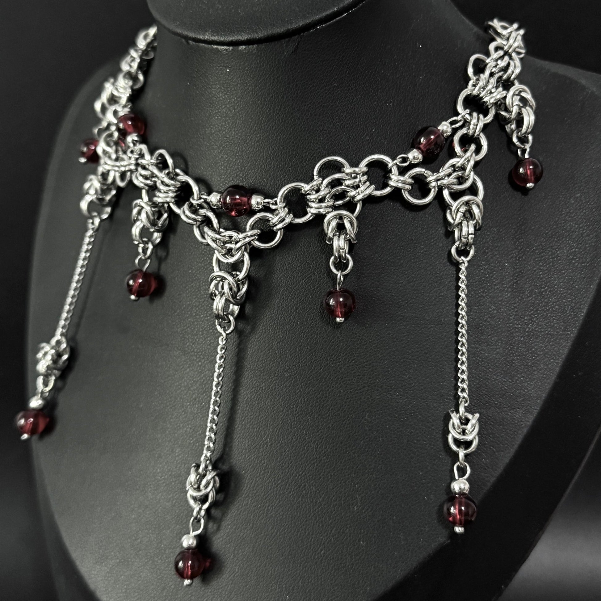 Heartseeker - Necklace