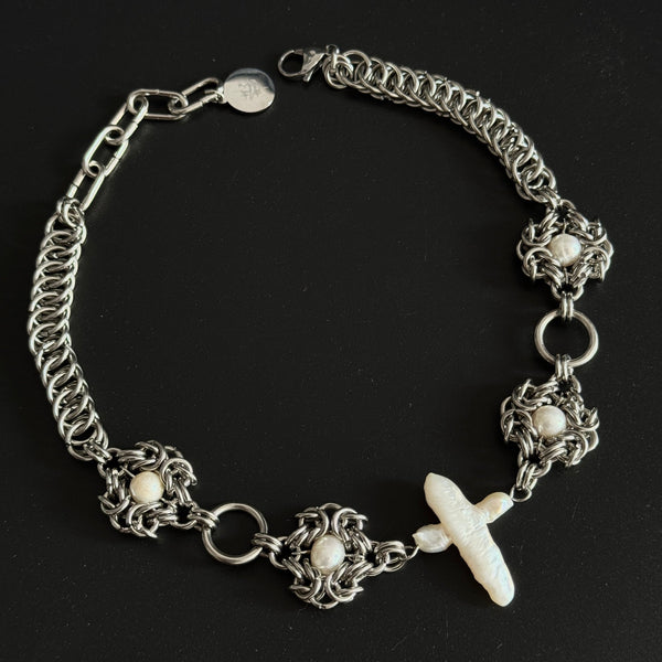 Sanctuary Choker Flat