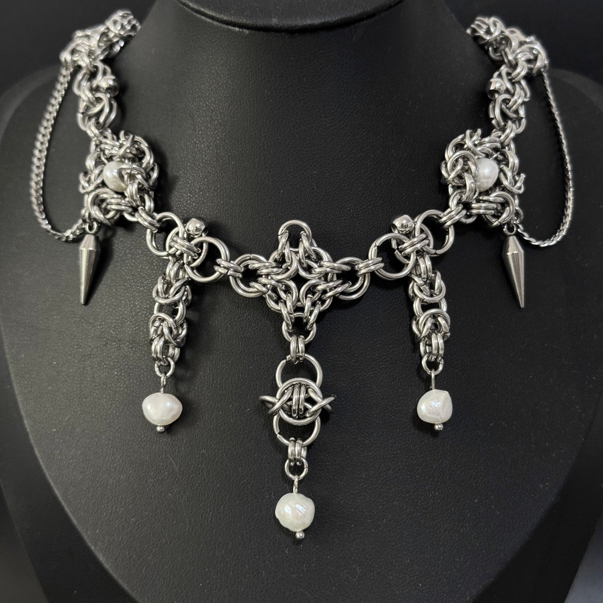 Vesper Necklace Pearl